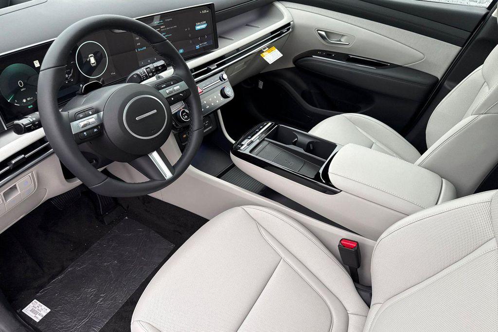 new 2026 Hyundai TUCSON Hybrid car, priced at $43,360