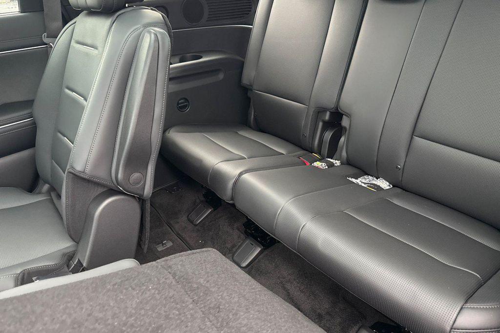 new 2026 Hyundai Palisade Hybrid car, priced at $59,061