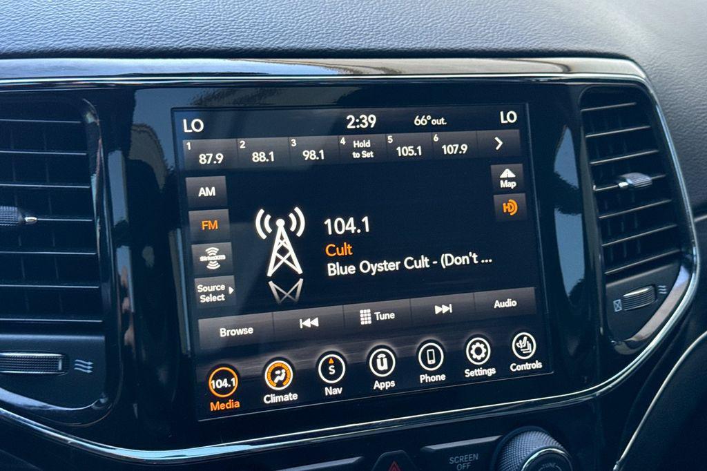 used 2021 Jeep Grand Cherokee car, priced at $19,999