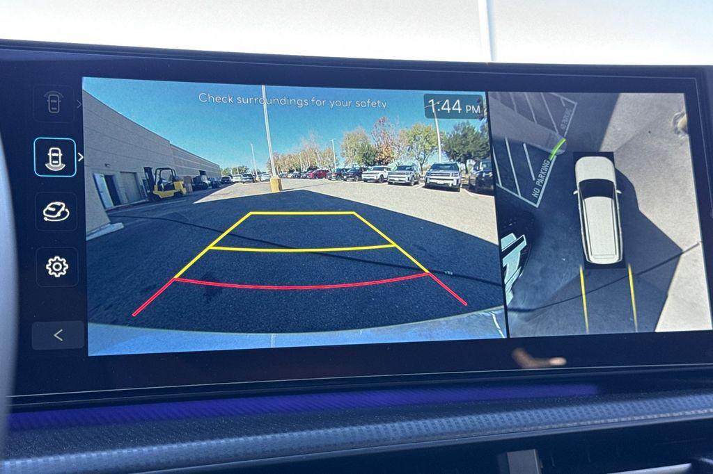 new 2025 Hyundai SANTA FE HEV car, priced at $49,024