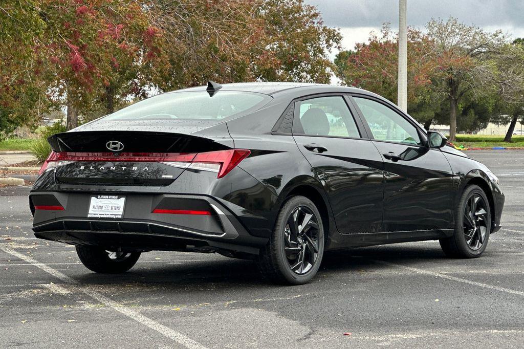 new 2026 Hyundai ELANTRA HEV car, priced at $28,455