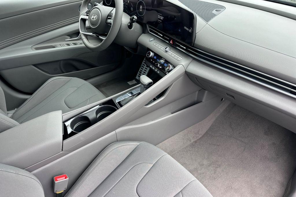 new 2026 Hyundai ELANTRA HEV car, priced at $28,455