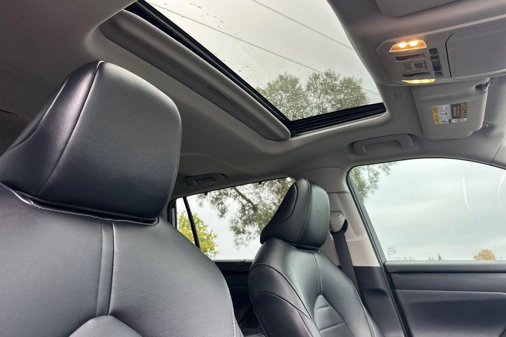 used 2022 Toyota Highlander car, priced at $35,995