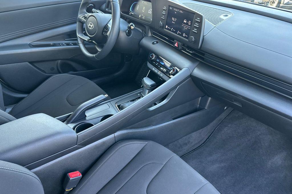 used 2025 Hyundai Elantra car, priced at $25,999