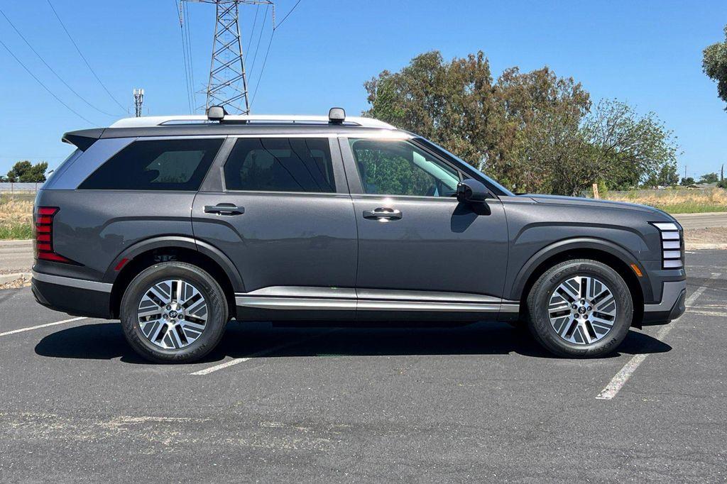 new 2026 Hyundai Palisade Hybrid car, priced at $47,022