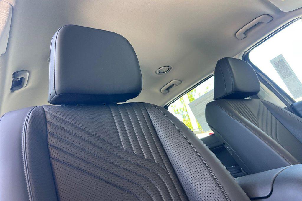 new 2026 Hyundai Palisade Hybrid car, priced at $47,022