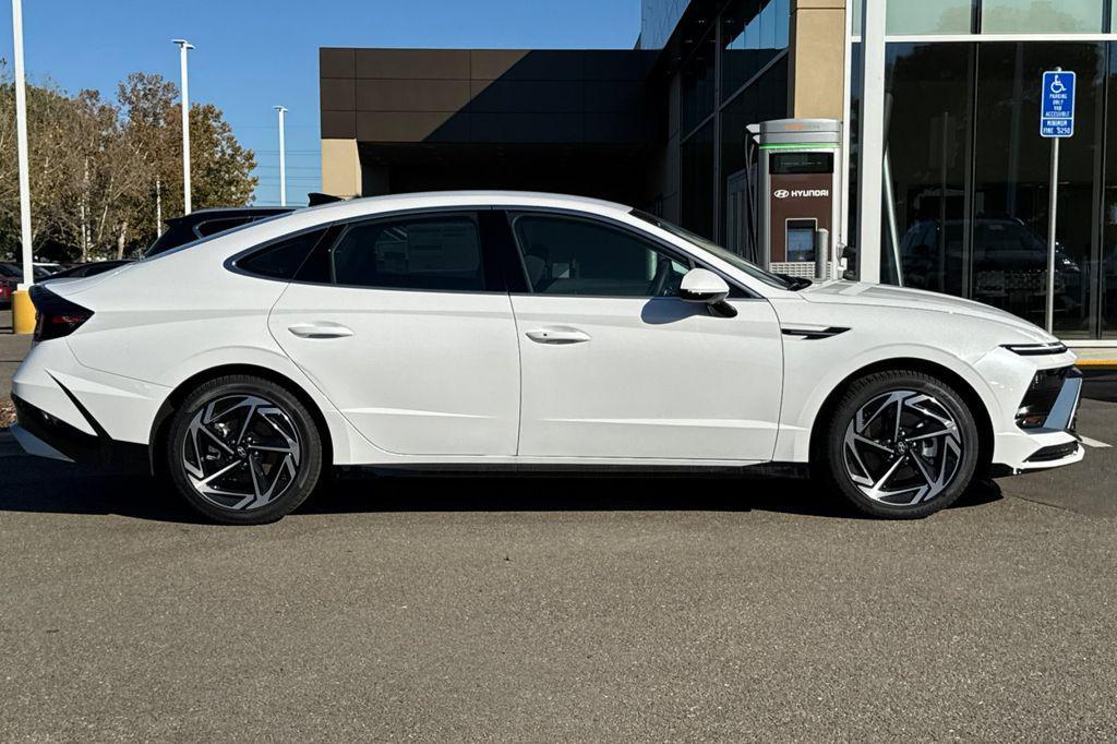 new 2026 Hyundai Sonata car, priced at $29,952