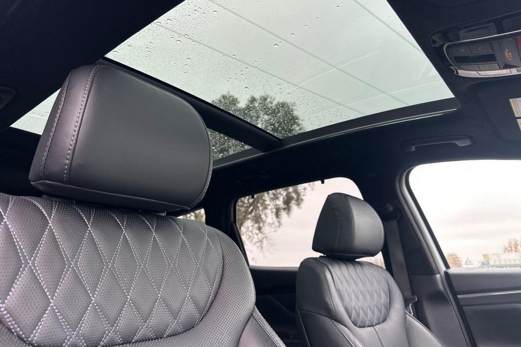 used 2023 Hyundai Santa Fe car, priced at $28,999