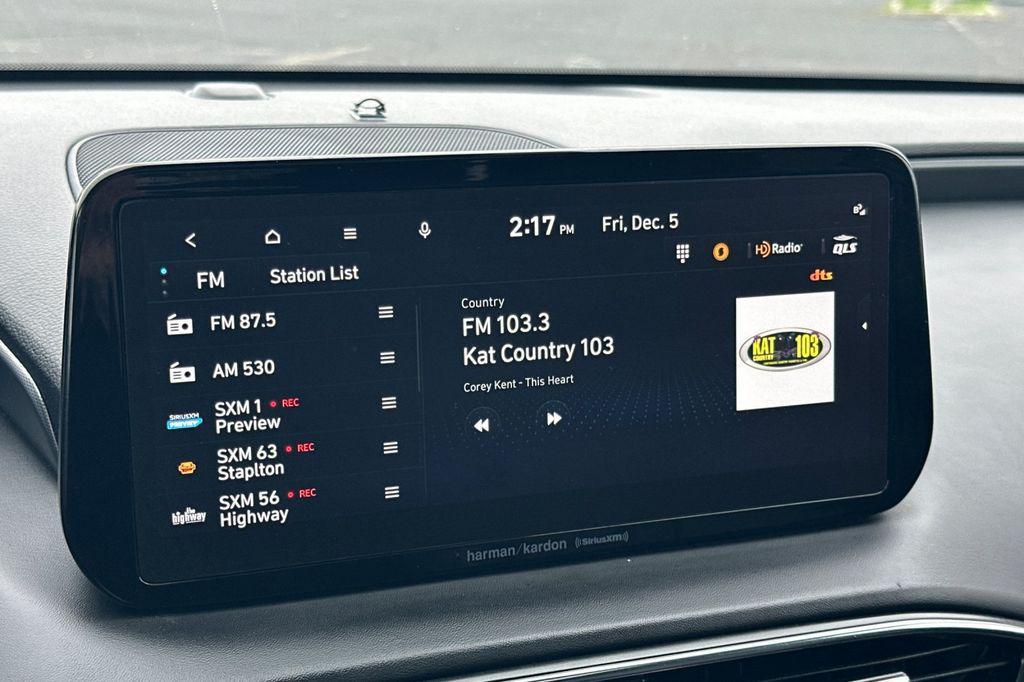 used 2023 Hyundai Santa Fe car, priced at $28,999