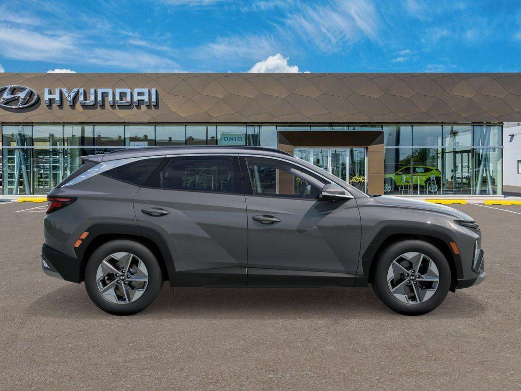 new 2026 Hyundai Tucson car, priced at $33,478