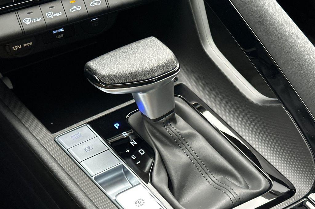 new 2026 Hyundai ELANTRA HEV car, priced at $26,571