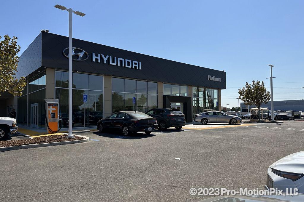 new 2026 Hyundai TUCSON Hybrid car, priced at $43,380
