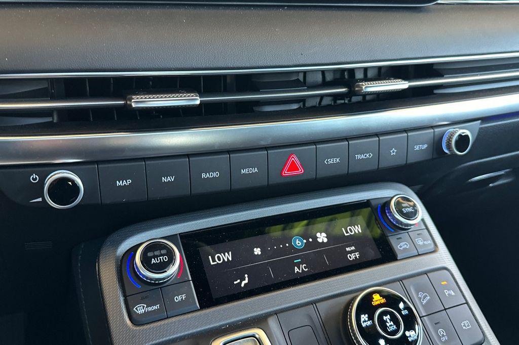 used 2025 Hyundai Palisade car, priced at $46,998