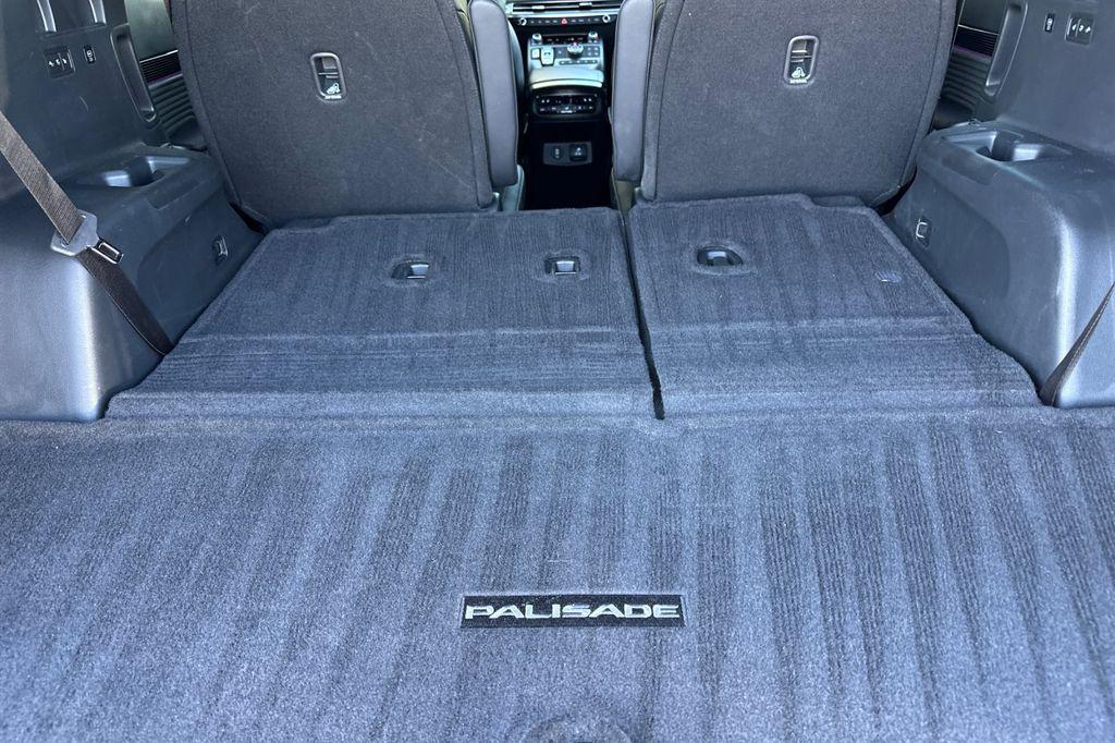 used 2025 Hyundai Palisade car, priced at $55,130
