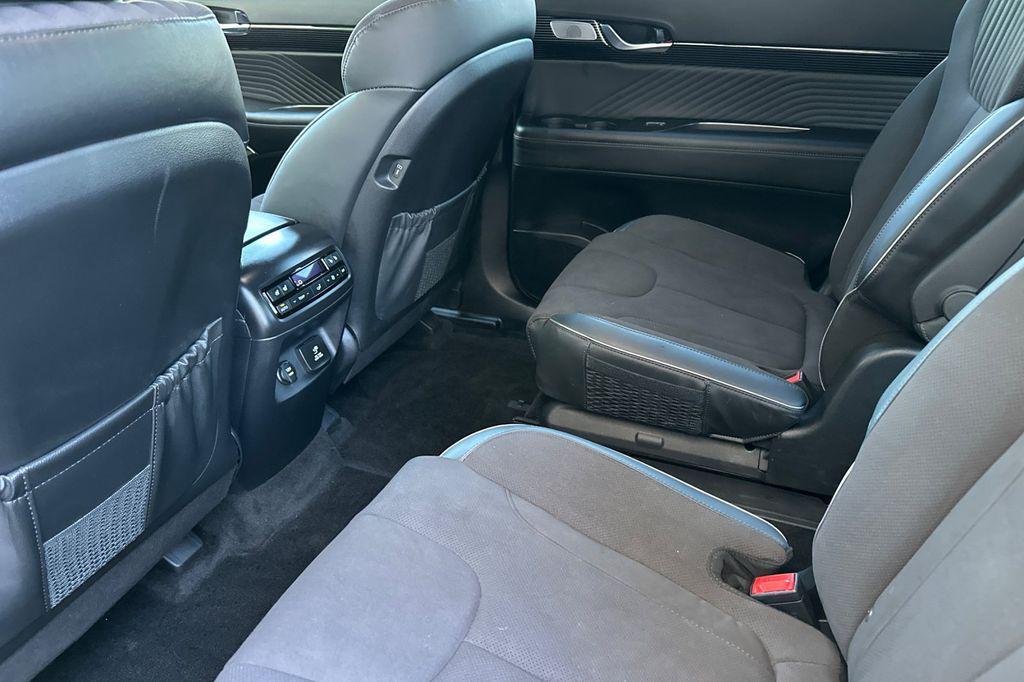 used 2025 Hyundai Palisade car, priced at $55,130