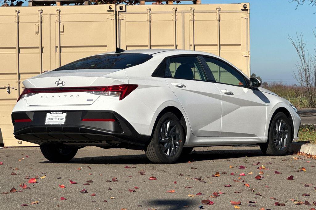 new 2026 Hyundai ELANTRA HEV car, priced at $27,051