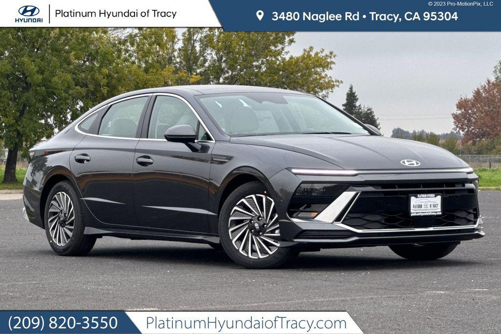 new 2026 Hyundai Sonata Hybrid car, priced at $33,120