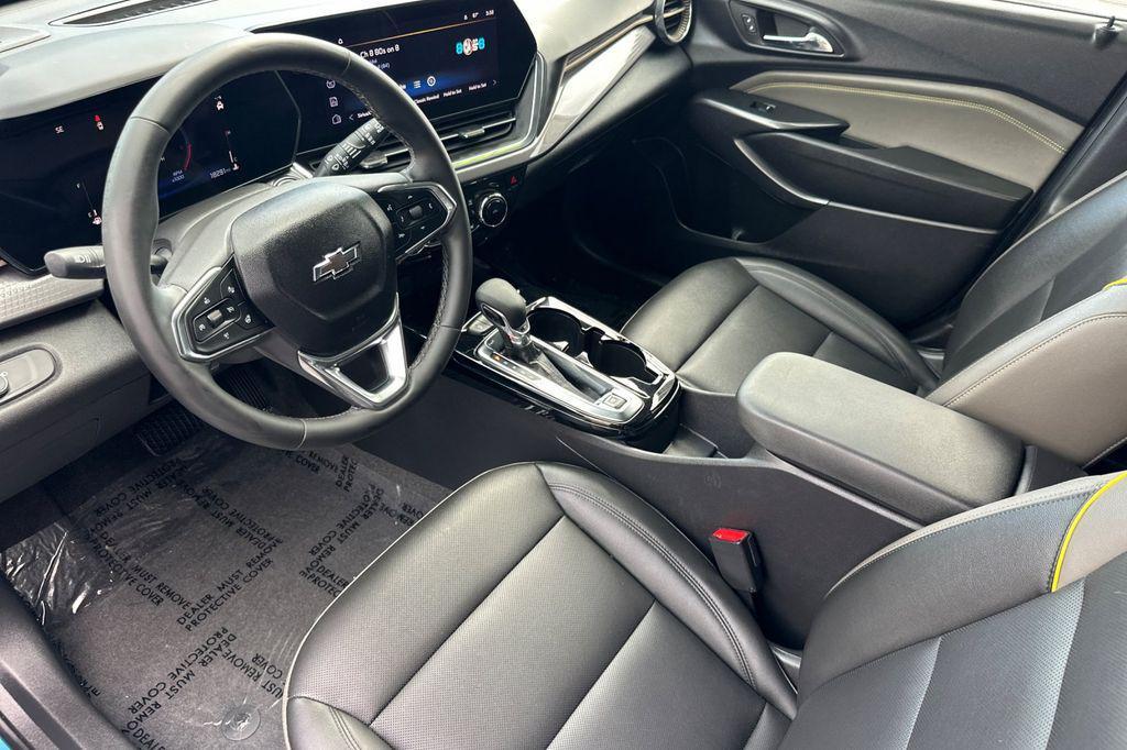 used 2025 Chevrolet Trax car, priced at $22,488