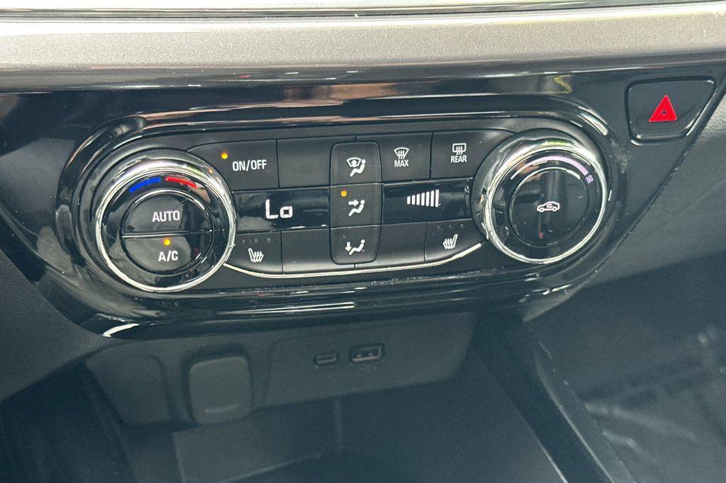 used 2025 Chevrolet Trax car, priced at $22,488