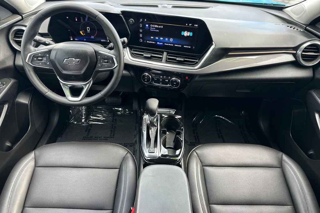 used 2025 Chevrolet Trax car, priced at $22,488