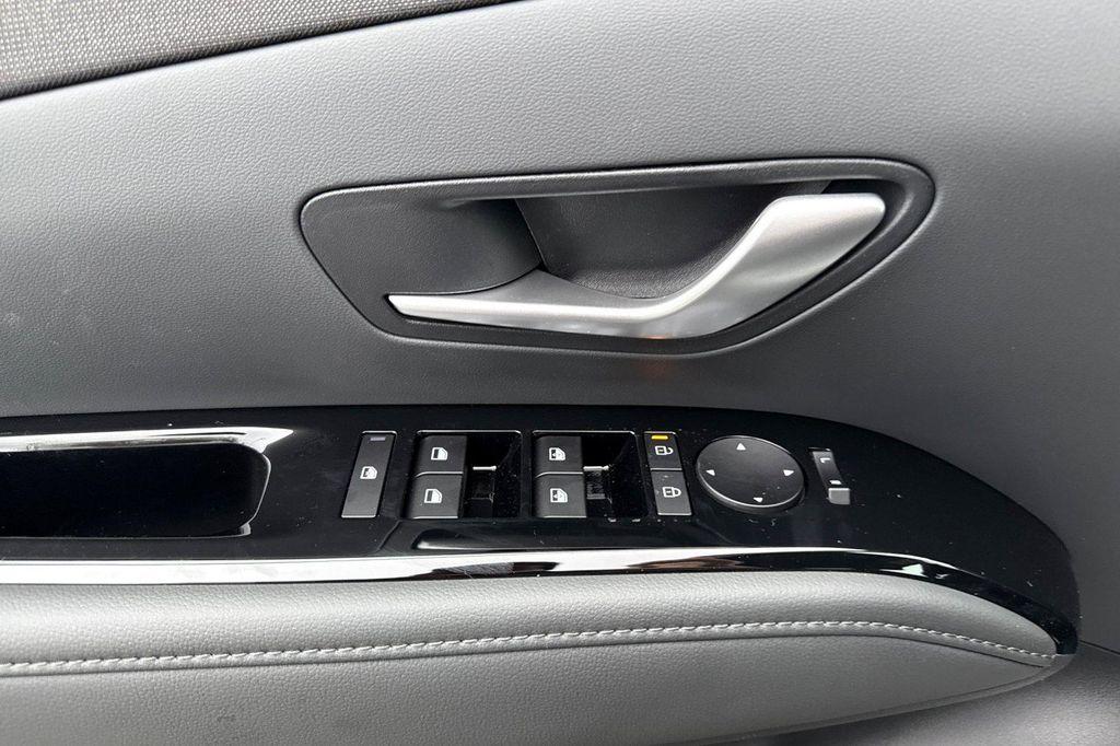 new 2026 Hyundai TUCSON Hybrid car, priced at $42,775