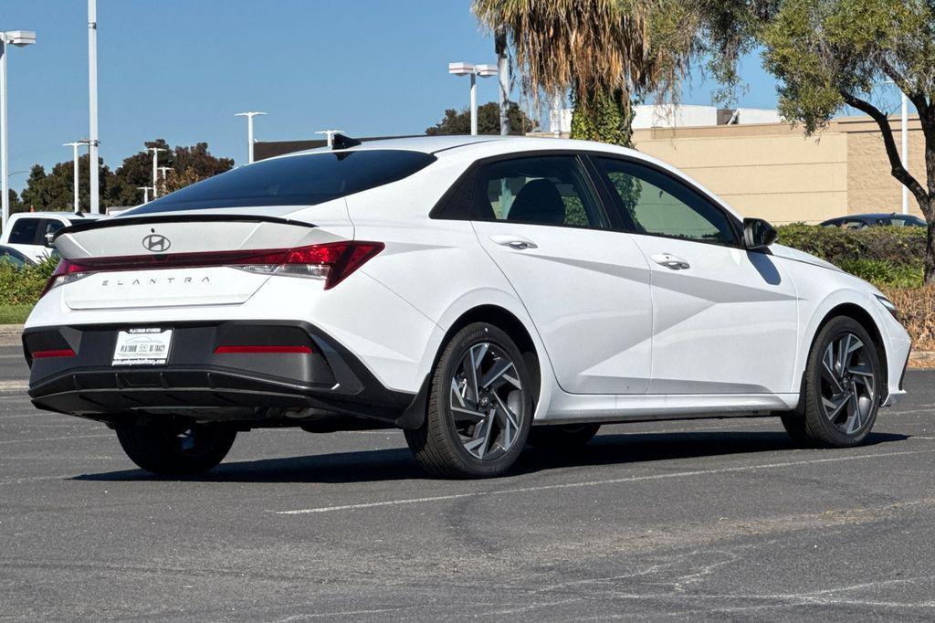 new 2025 Hyundai Elantra car, priced at $24,764
