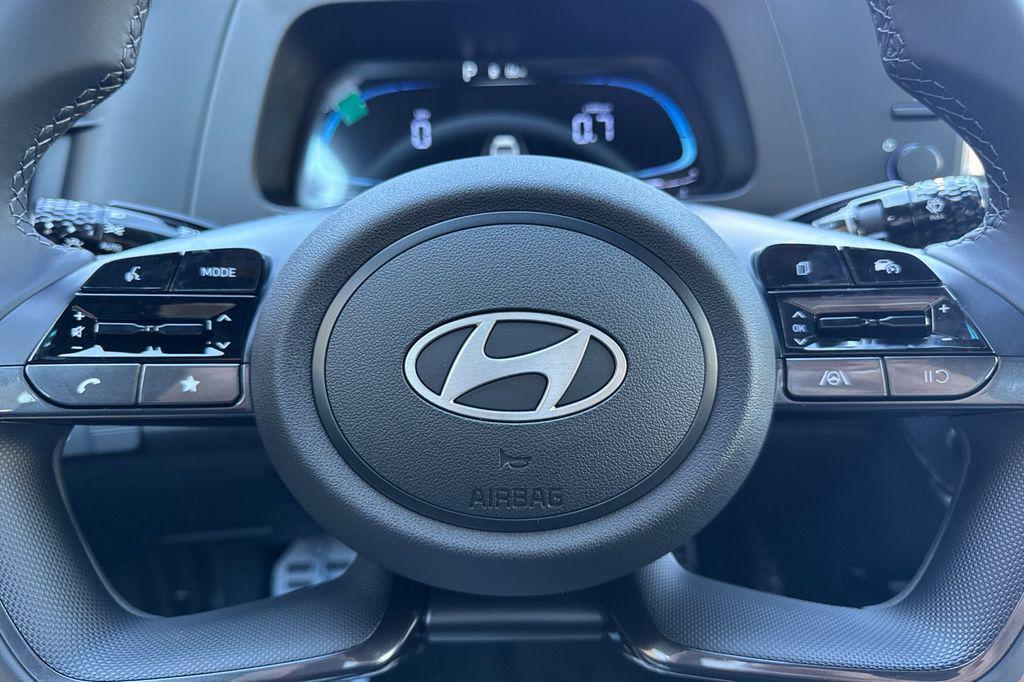 new 2025 Hyundai Elantra car, priced at $24,764