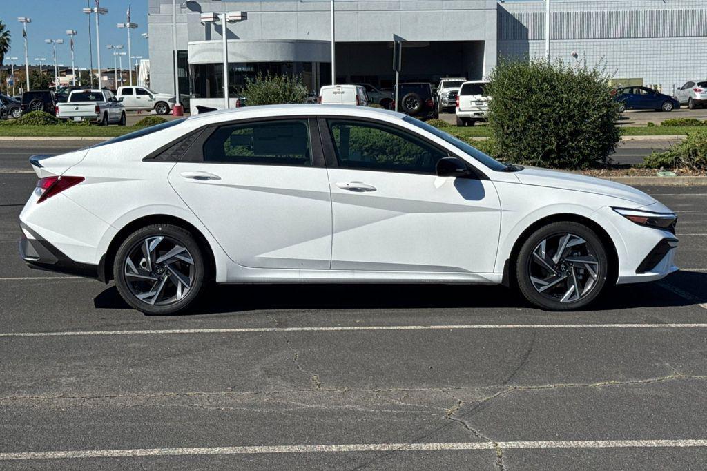 new 2025 Hyundai Elantra car, priced at $24,764