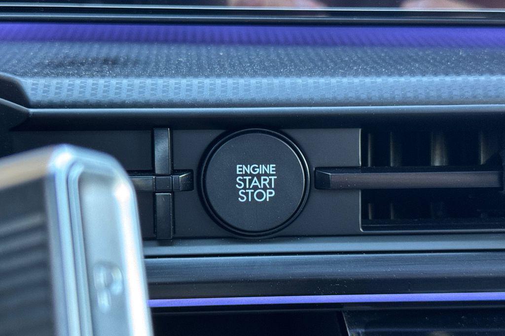 new 2025 Hyundai SANTA FE HEV car, priced at $48,710