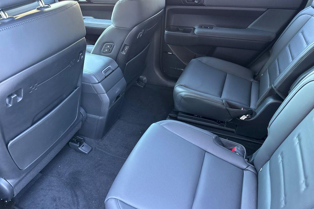 new 2025 Hyundai SANTA FE HEV car, priced at $48,710