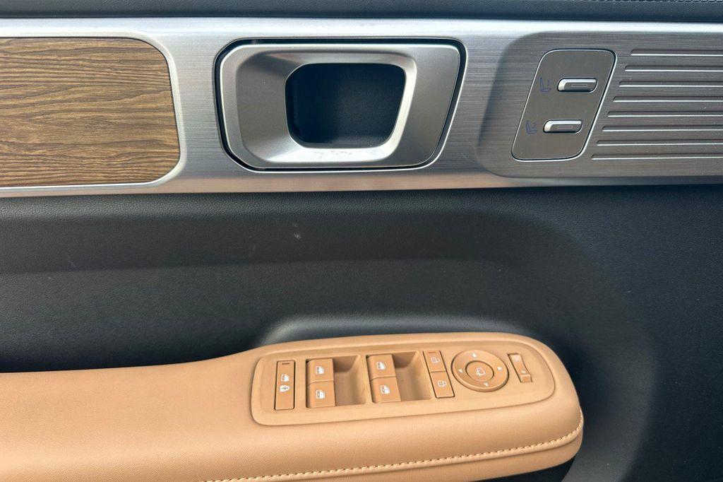 new 2026 Hyundai SANTA FE HEV car, priced at $51,387