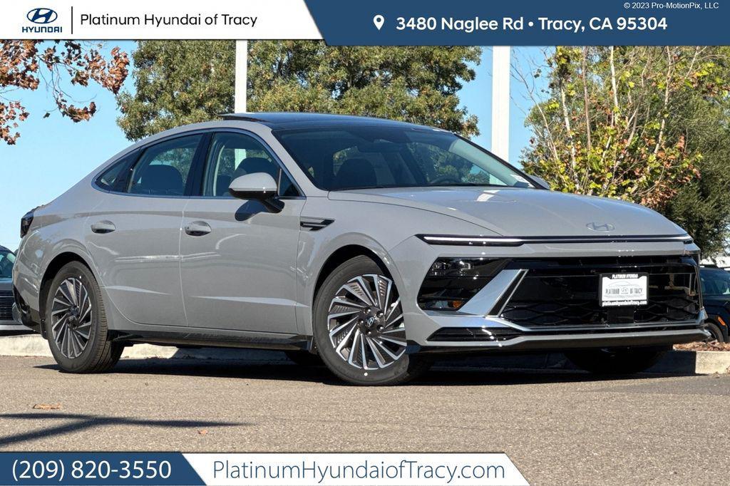 new 2026 Hyundai Sonata Hybrid car, priced at $33,083