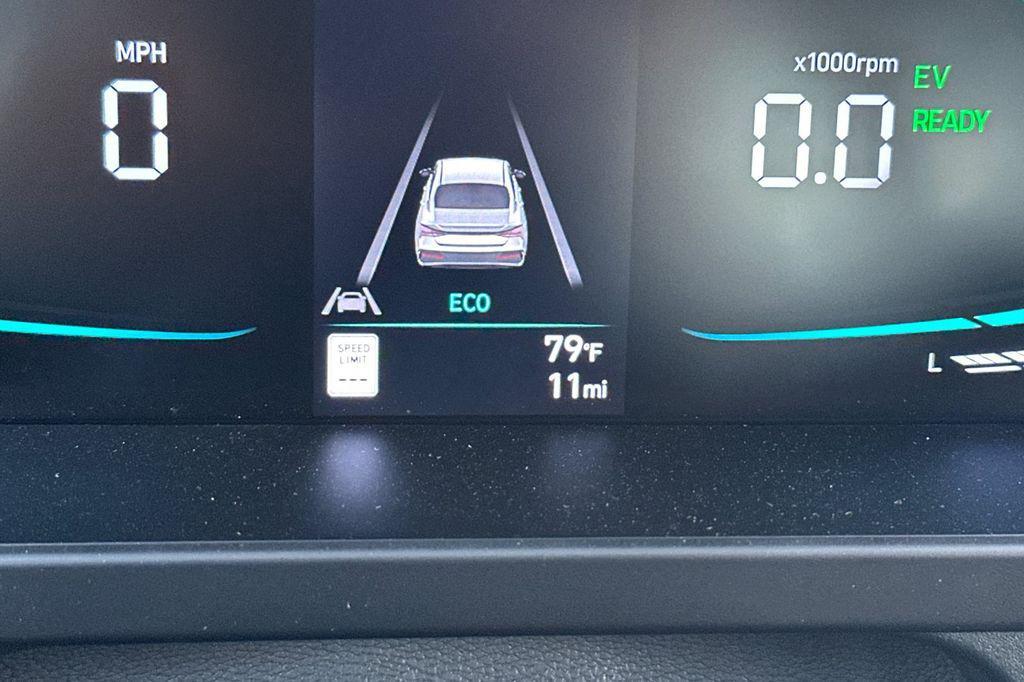 new 2026 Hyundai ELANTRA HEV car, priced at $26,571