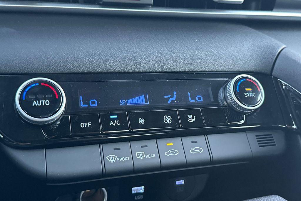 new 2026 Hyundai ELANTRA HEV car, priced at $26,571