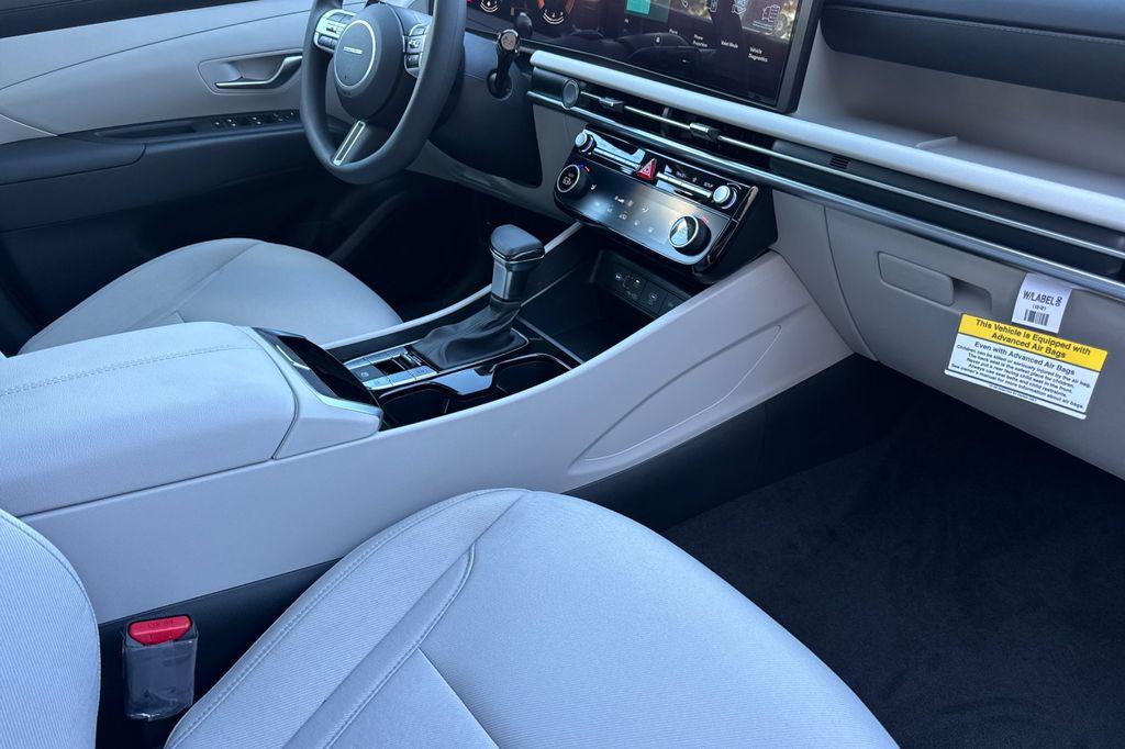 new 2026 Hyundai Tucson car, priced at $32,033