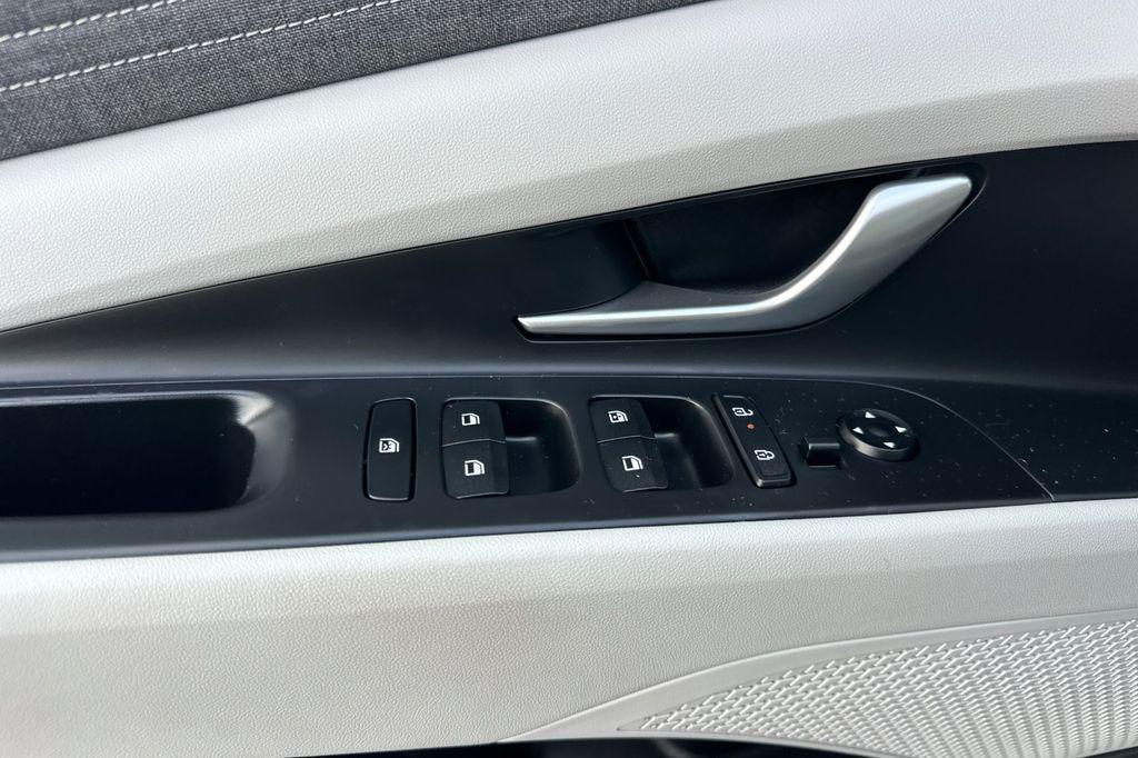 used 2025 Hyundai ELANTRA HEV car, priced at $26,996