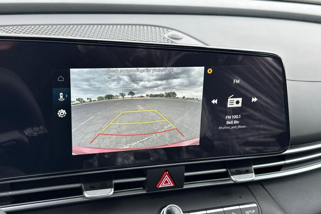 new 2025 Hyundai Elantra car, priced at $27,270