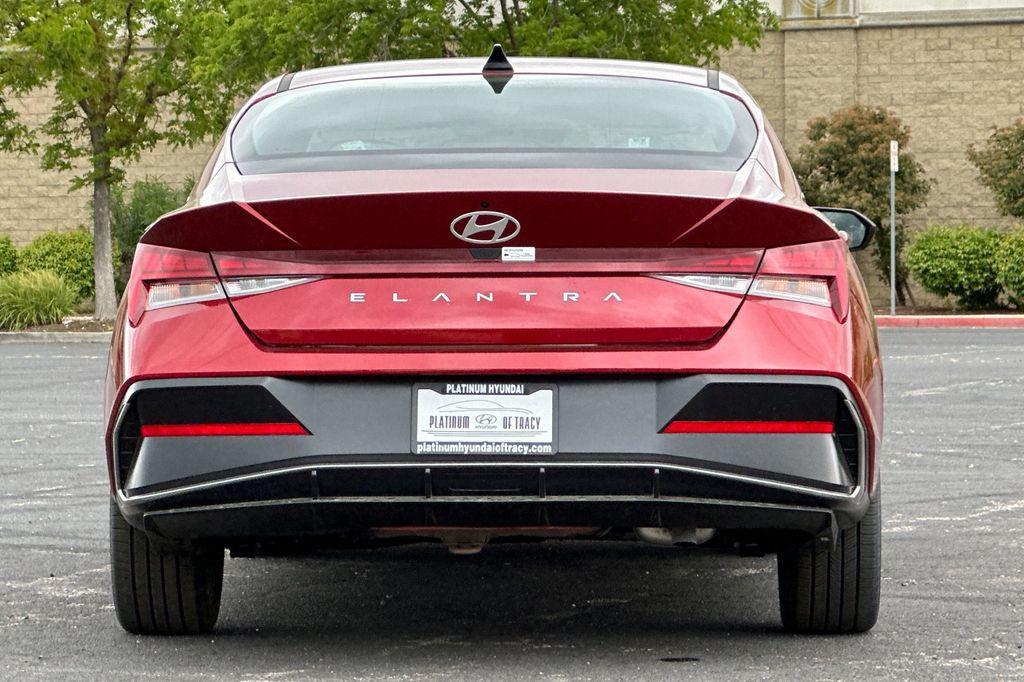 new 2025 Hyundai Elantra car, priced at $27,270