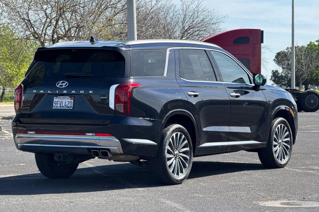 used 2023 Hyundai Palisade car, priced at $35,860