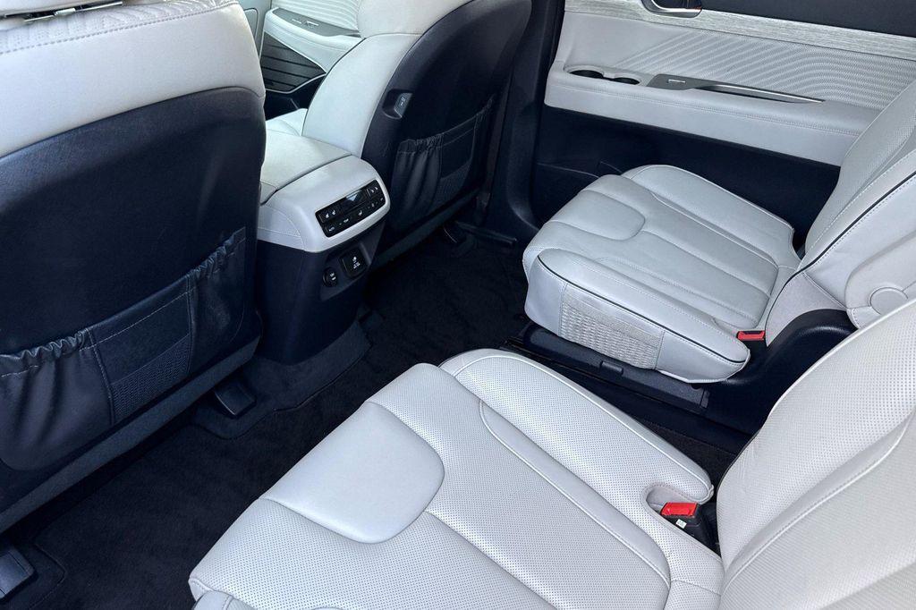 used 2023 Hyundai Palisade car, priced at $35,860