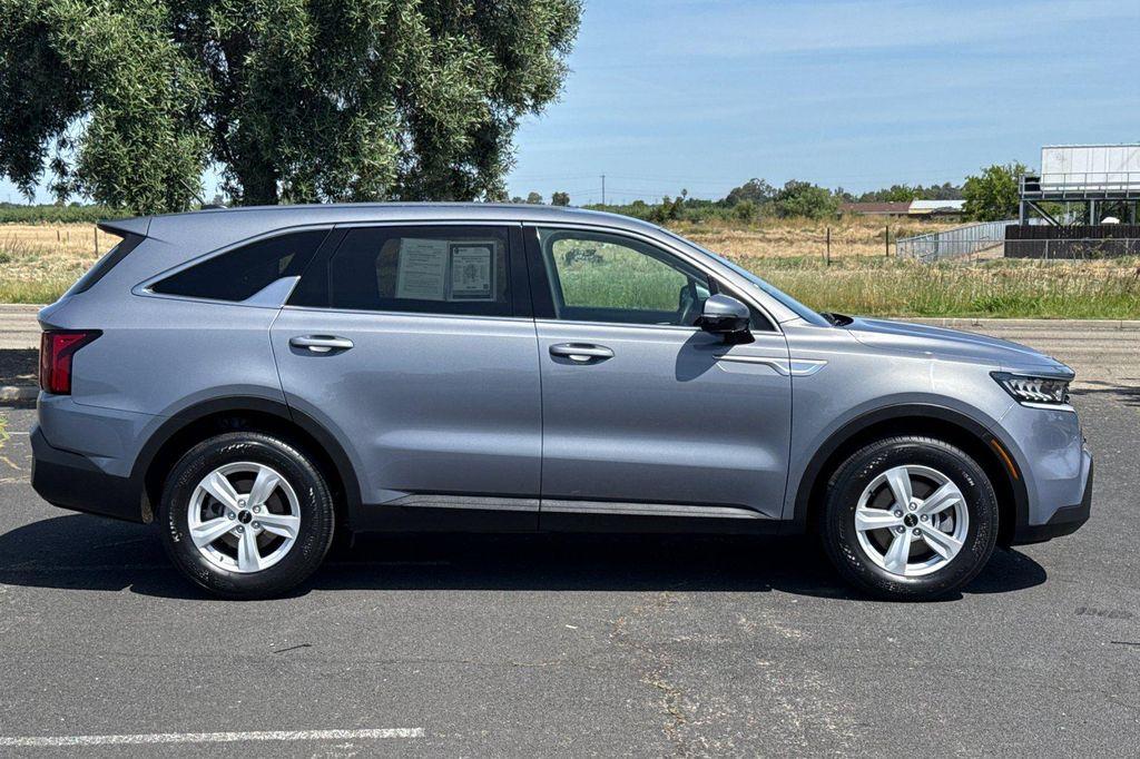 used 2023 Kia Sorento car, priced at $20,698