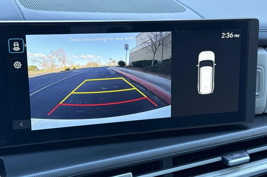 used 2025 Hyundai Santa Fe car, priced at $32,995