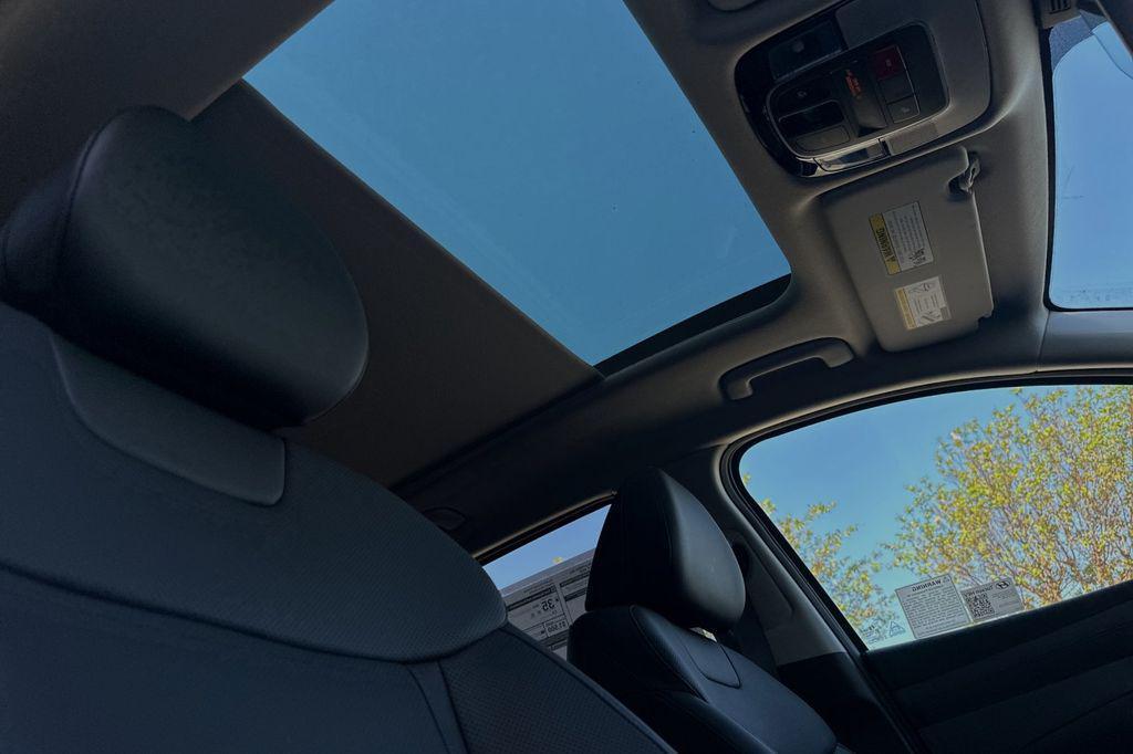 used 2025 Hyundai TUCSON Hybrid car, priced at $34,812