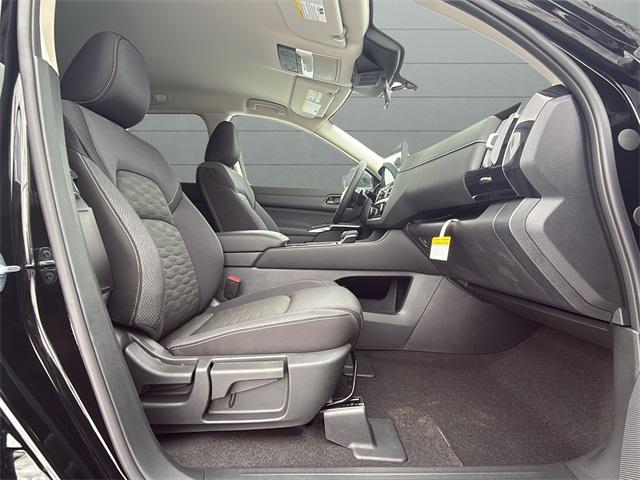 new 2026 Nissan Pathfinder car, priced at $38,901