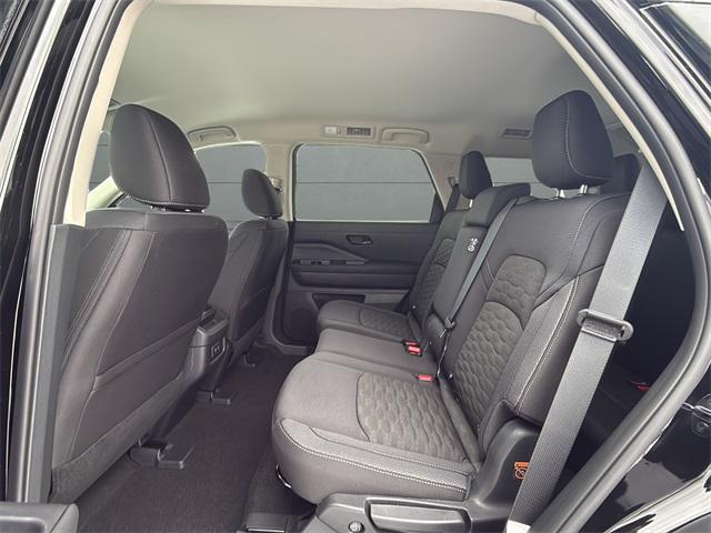 new 2026 Nissan Pathfinder car, priced at $38,901