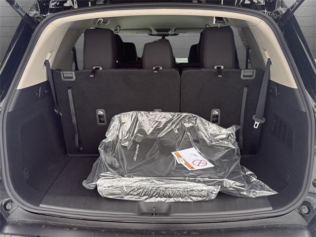 new 2026 Nissan Pathfinder car, priced at $38,901