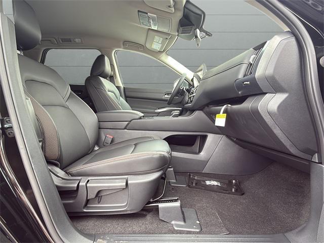 new 2026 Nissan Pathfinder car, priced at $41,345