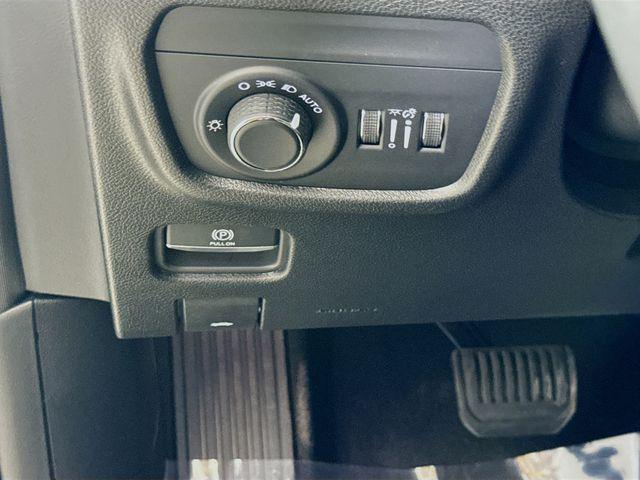 new 2025 Jeep Grand Cherokee L car, priced at $39,230