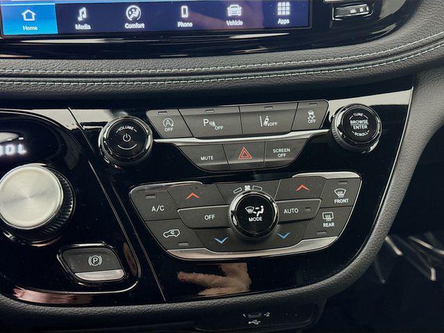 new 2026 Chrysler Pacifica car, priced at $44,230