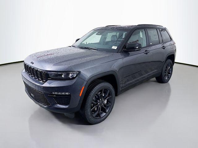 new 2025 Jeep Grand Cherokee car, priced at $43,735
